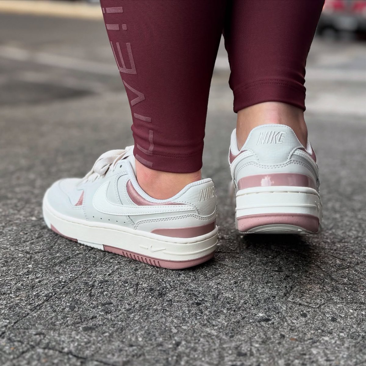 operador600's tweet photo. Uma sequência linda 🤩
Pq ele é MARAVILHOSO! https://t.co/rlXKiQapvf