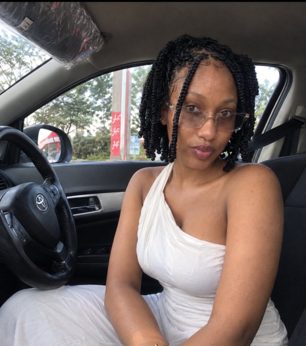 its_joy9's tweet photo. Yesterday, I was worried about ₦900k rent. Today, I’m a car owner at 18. 😭

God has really been kind to me. https://t.co/yRpUvPpkyB