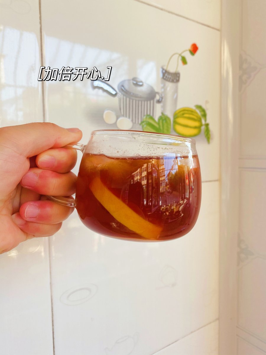 ottew970087's tweet photo. Make your morning bright in 60 sec! Blend iced black tea, fresh lemon juice u0026 a splash of honey → sip this zesty cool pick-me-up to kick off your day https://t.co/A1Zm1Ovql8