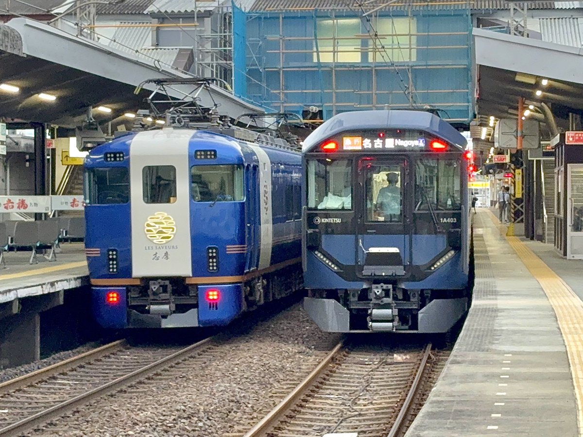 ko_AX2915's tweet photo. 近鉄が青だらけ https://t.co/RQirxe2DFc