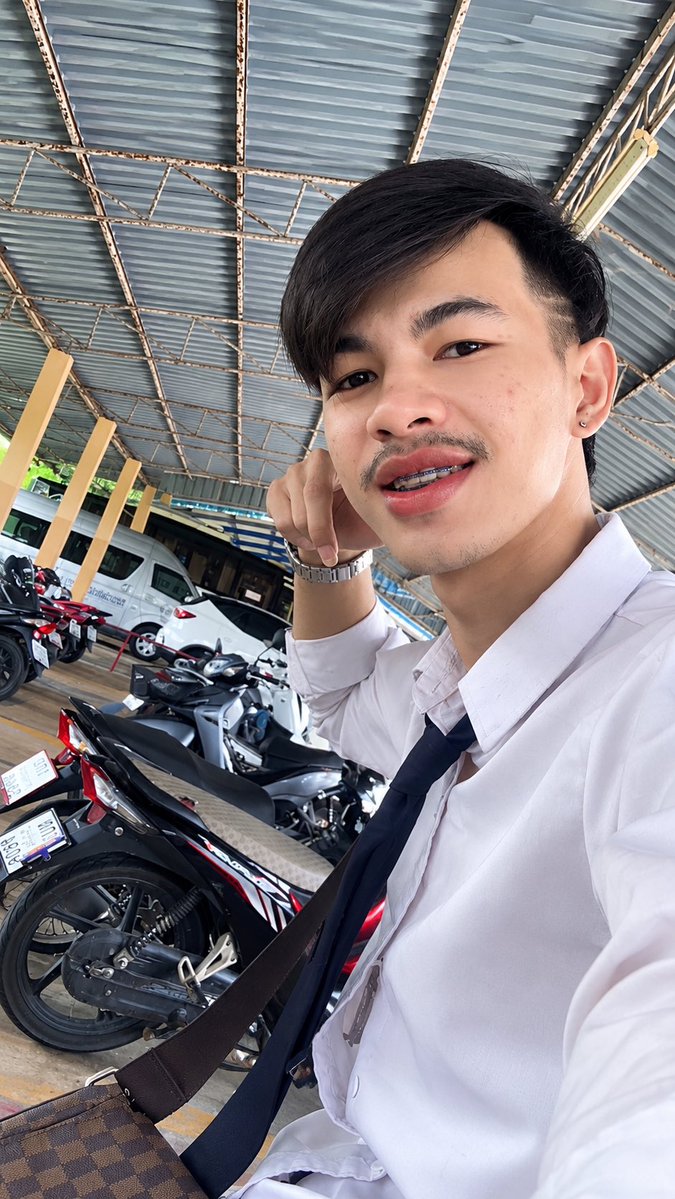 Sangc7791's tweet photo. รอใครสักคนเดินเข้ามา🥰#ฟีดไปตะ 
#วคสุราษ https://t.co/qdtieKDOzc