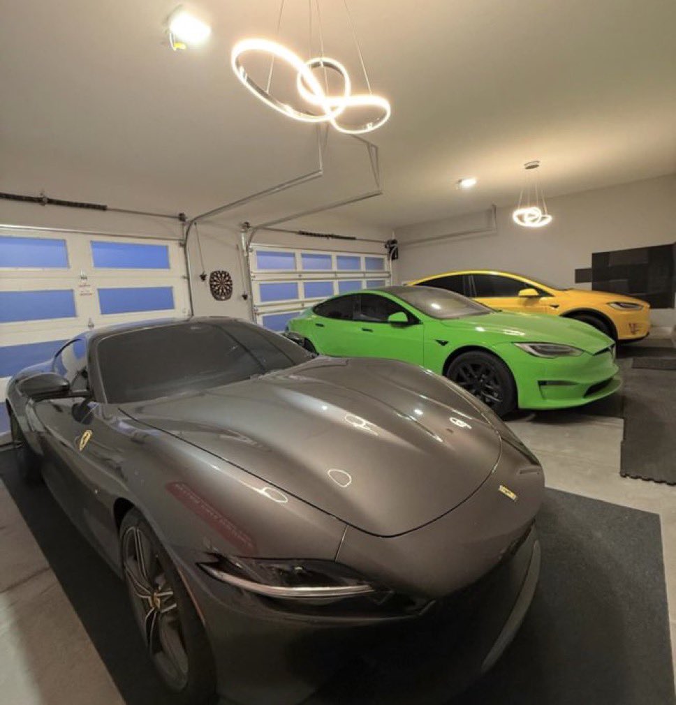 LefeSmokasHoly's tweet photo. Which vehicle line up you like better? My November 2024 line up or current? 

Nov 2024. Ferrari Roma. $TSLA Model S Plaid. 2020 Tesla Model X long range. 

Current : Ferrari SF90. 2026 Model X Plaid. https://t.co/2UhsokzikW