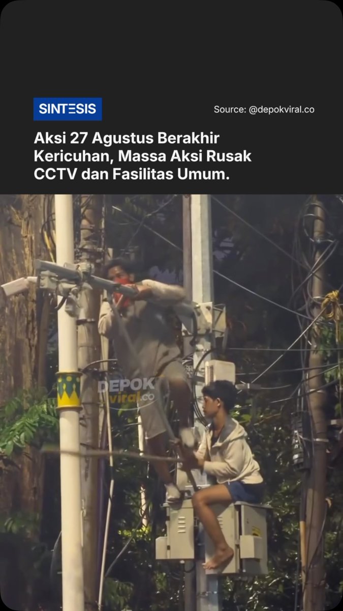 EuniceKuilan's tweet photo. Kericuhan mewarnai aksi demonstrasi di kawasan Pejompongan, Jakarta Pusat, pada Kamis (27/8/2026) malam. Dalam insiden tersebut, sejumlah massa aksi dilaporkan merusak kamera CCTV serta berbagai fasilitas umum di sekitar lokasi, yang berdampak https://t.co/PqKoWcD3k7