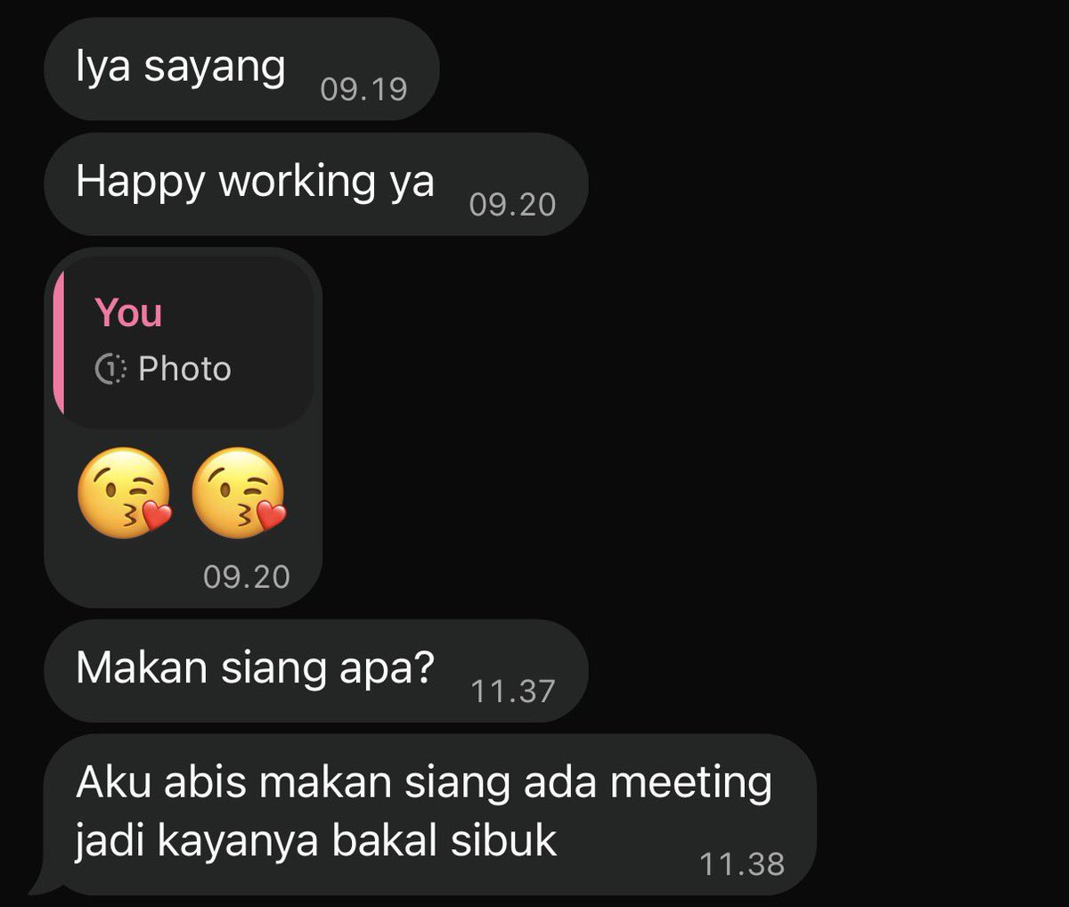 Novitayulianaaa's tweet photo. Okay, pacarku tidak melupakan Pasal 2 perjanjian kita😂😂 https://t.co/vLBunzq5tR