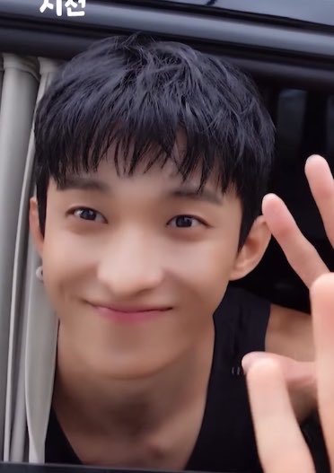 KyeomsBaekery's tweet photo. DOKYEOM’S CUTIEFUL SHORT HAIR😭❤️‍🩹❤️‍🩹❤️‍🩹 https://t.co/iIAJAPt6I1