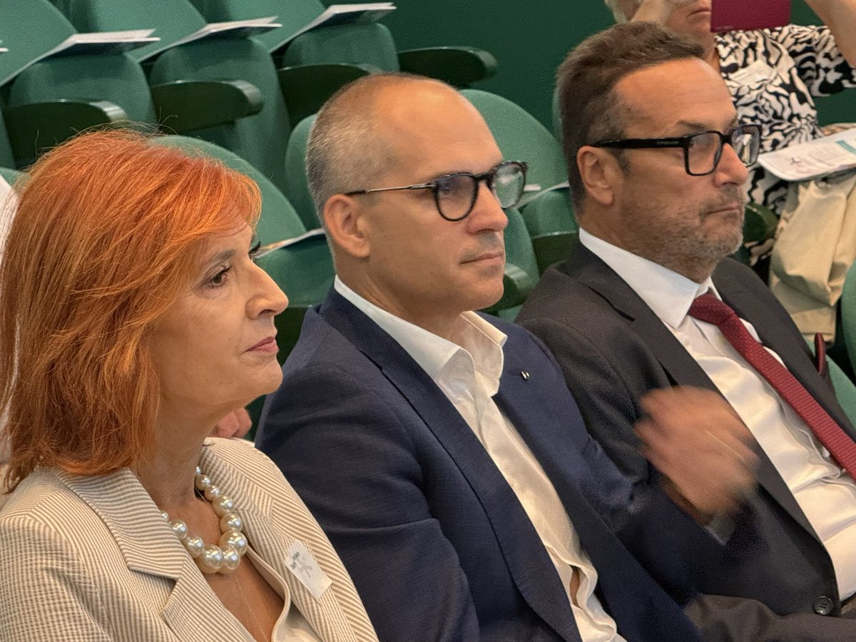 HaemophAmicus's tweet photo. Strokovna konferenca #ZOPS
Od kakovosti in varnosti do preventive: kako povečati zdrava leta življenja prebivalcev Slovenije.
Ob svetovnem dnevu varnosti pacientov #SDVP2026
@MinZdravje @NIJZ_pr @SLO_Celiakija @ukclj @ZDLjubljana @zdravniska @UKCMaribor @sbnovagorica @gcuzak https://t.co/t7MBTF5ulo