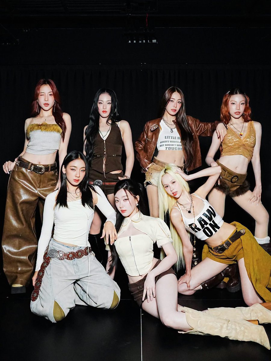 mabelz_nation's tweet photo. ในที่สุด! PiXXiE x 4EVE ก็มีจริง🥹

“SHUT UP!” PiXXiE feat. 4EVE

#PiXXiE #4EVE
#PiXXiE_DUST
#PiXXiE_3rdFullAlbum https://t.co/60py2txVyk