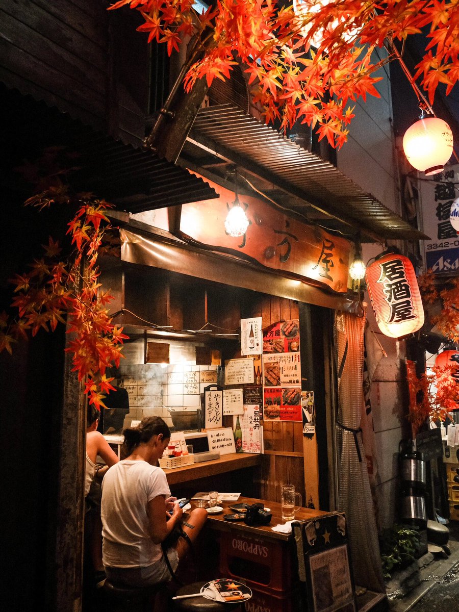 hosep479634's tweet photo. Late night crave Tucked-in Tokyo alley stall serves hot tonkotsu ramen with steam curling up, soy sauce scent wrapping around tired souls. https://t.co/mB1zw6Z5eK