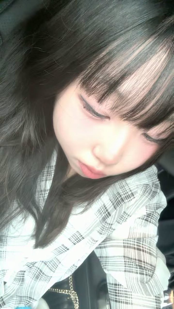 lebeu9's tweet photo. 家に帰ってDMの返信も最後までするね！ https://t.co/0JzzjBDc2d
