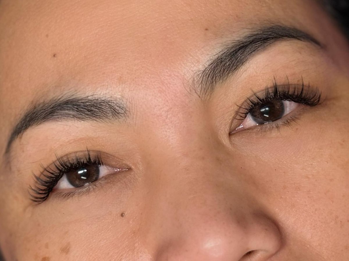 BERENICEE1D's tweet photo. Your natural beauty, just enhanced ✨ Wispy lashes that give you the perfect subtle glam. Book your lash appointment with us now! 💕 https://t.co/wtkgLbv18y