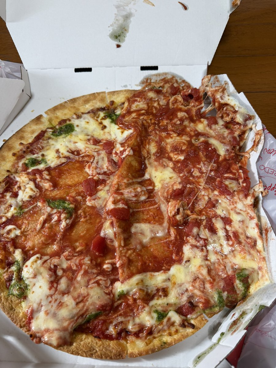 Nukko_T3's tweet photo. ピザ��ット頼むのやめようかな https://t.co/6ZurgpbEwM