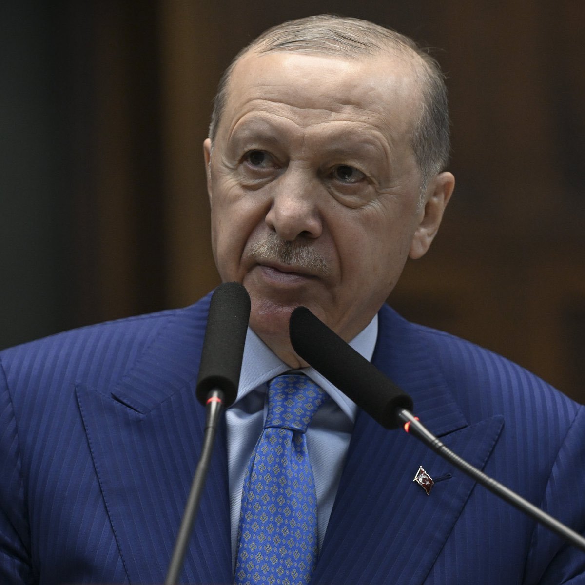 siyahsancakx's tweet photo. 🔵 Cumhurbaşkanı Erdoğan:

▪️"Avrupa 53 yıldır Türkiye’yi arasına almadığı gibi, bundan sonra da almayı düşünmüyor."

▪️"Biz kapıyı kapatmadık. Avrupa Birliği’ne katılmayı düşünüyoruz. Alırlarsa ne âlâ, almazlarsa ne âlâ."

▪️"Kaybeden Türkiye olmaz, Avrupa Birliği olur." https://t.co/MiydNbc8mX