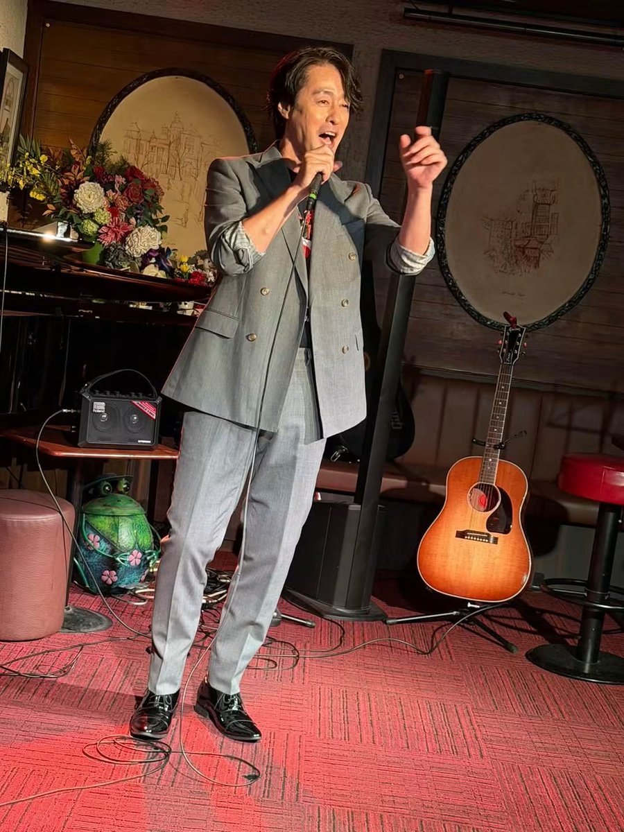 kaerutachi's tweet photo. ✒️マダムの蛙たちレポ✒️
2026年9月14日(月)編

曲目、各出演者のステージ写真は、
こちらのURLからご覧いただけます⏬
https://t.co/BhRLpz2Sqx

#劉玉瑛 #大輔 #片平光彦 #江口純子 #髙野ピエール #蛙たち https://t.co/YjzsRHEKz8