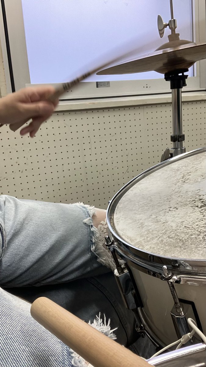 Miiiix345's tweet photo. 秘密基地death
90年代V系やTMGE等をdeath death https://t.co/SjswwGr15o