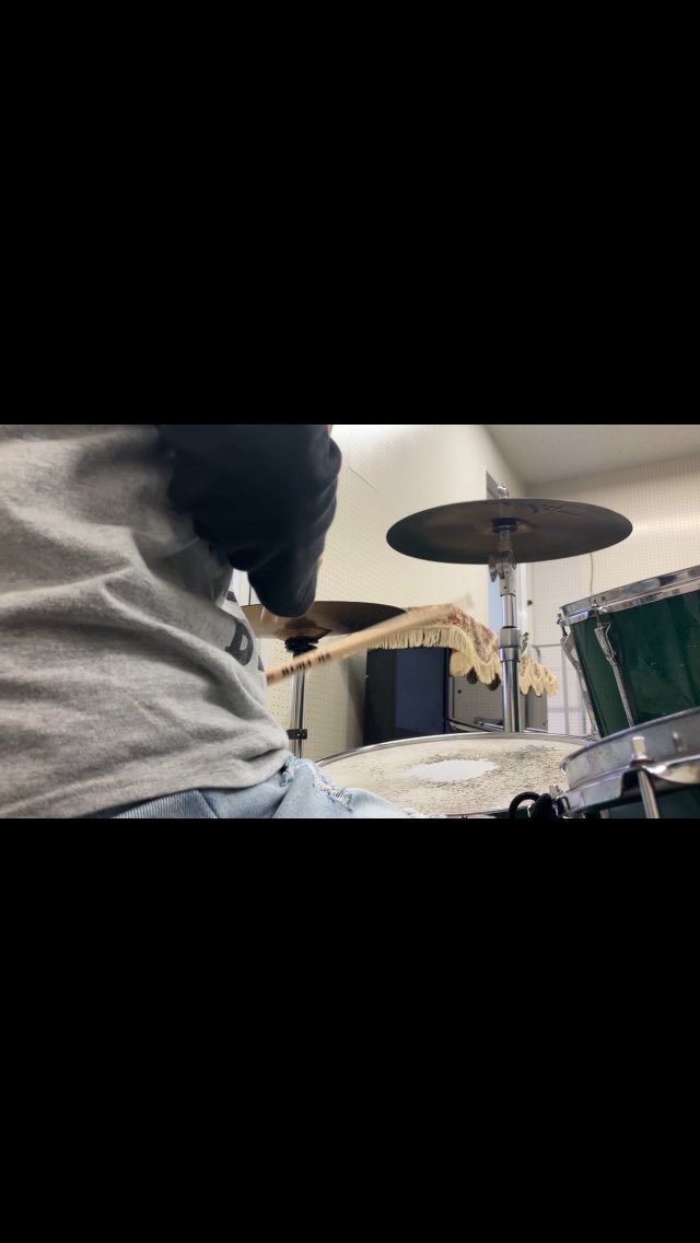 Miiiix345's tweet photo. 秘密基地death
90年代V系やTMGE等をdeath death https://t.co/SjswwGr15o