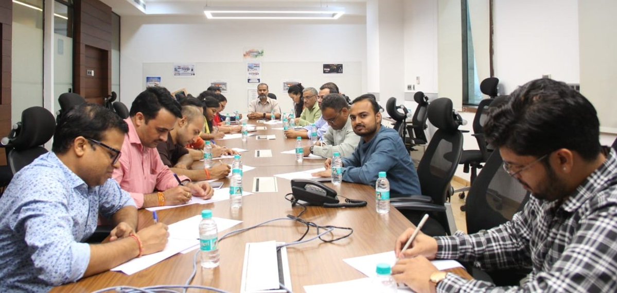 CCI_India's tweet photo. भारतीय प्रतिस्पर्धा आयोग में दिनांक 14 सितम्बर से 28 सितम्बर, 2026 तक हिंदी पखवाड़ा मनाया जा रहा है। इसी अनुक्रम में दिनांक 15 सितम्बर, 2026 को आयोग के अधिकारियों के लिए हिंदी निबंध प्रतियोगिता का आयोजन किया गया। https://t.co/m4iEzdt53s
