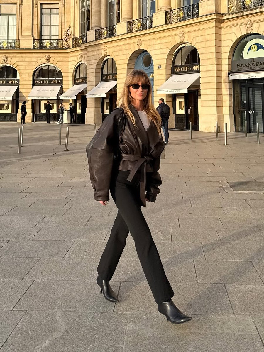 pipilgato's tweet photo. Sharing my looks from a 24-hour stay in Paris. x https://t.co/iBlcTDGMIg