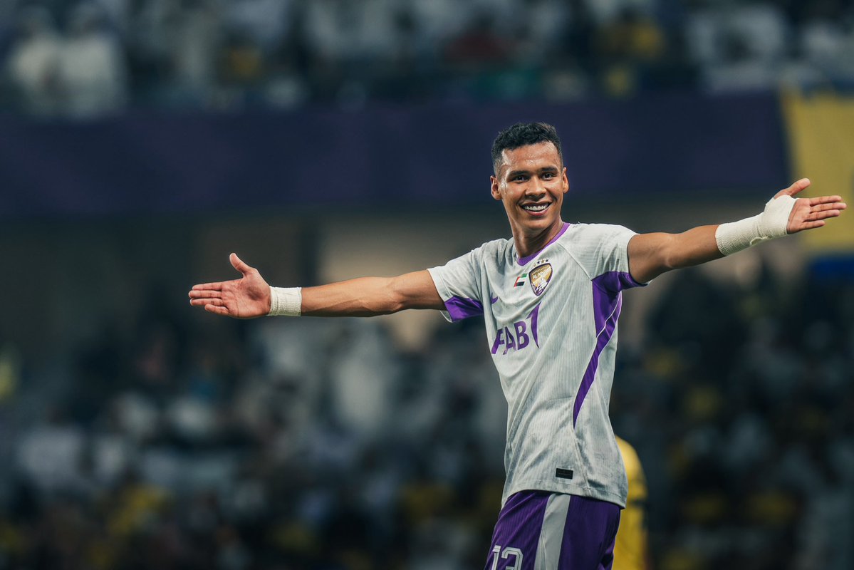 alainfcae's tweet photo. صباحكم رحيمي 😎💜 https://t.co/cewZZaR7HJ