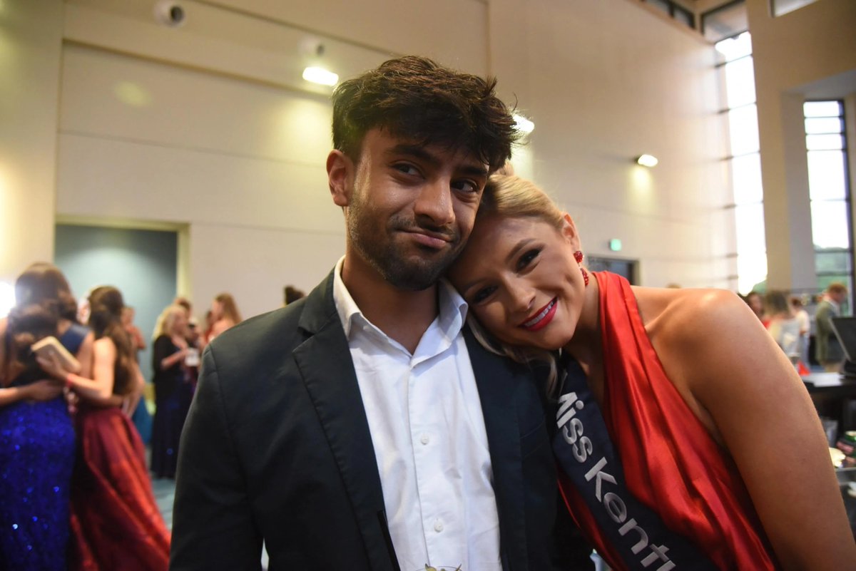 Neo1229591's tweet photo. Miss Kentucky 🇺🇸 and her Indian boyfriend 🇮🇳 https://t.co/TgEsnvxJbm