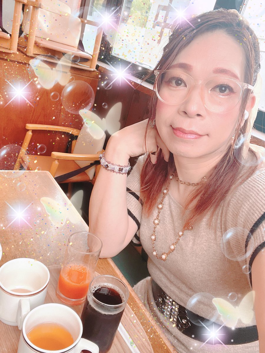 mixsa39339's tweet photo. あんま頑張って生きても
しょうがないよね😃💖明日のことも考えず、
今日一日のことだけ考えて楽しんで生きるよ😃💖✨ https://t.co/ruixFFnav6