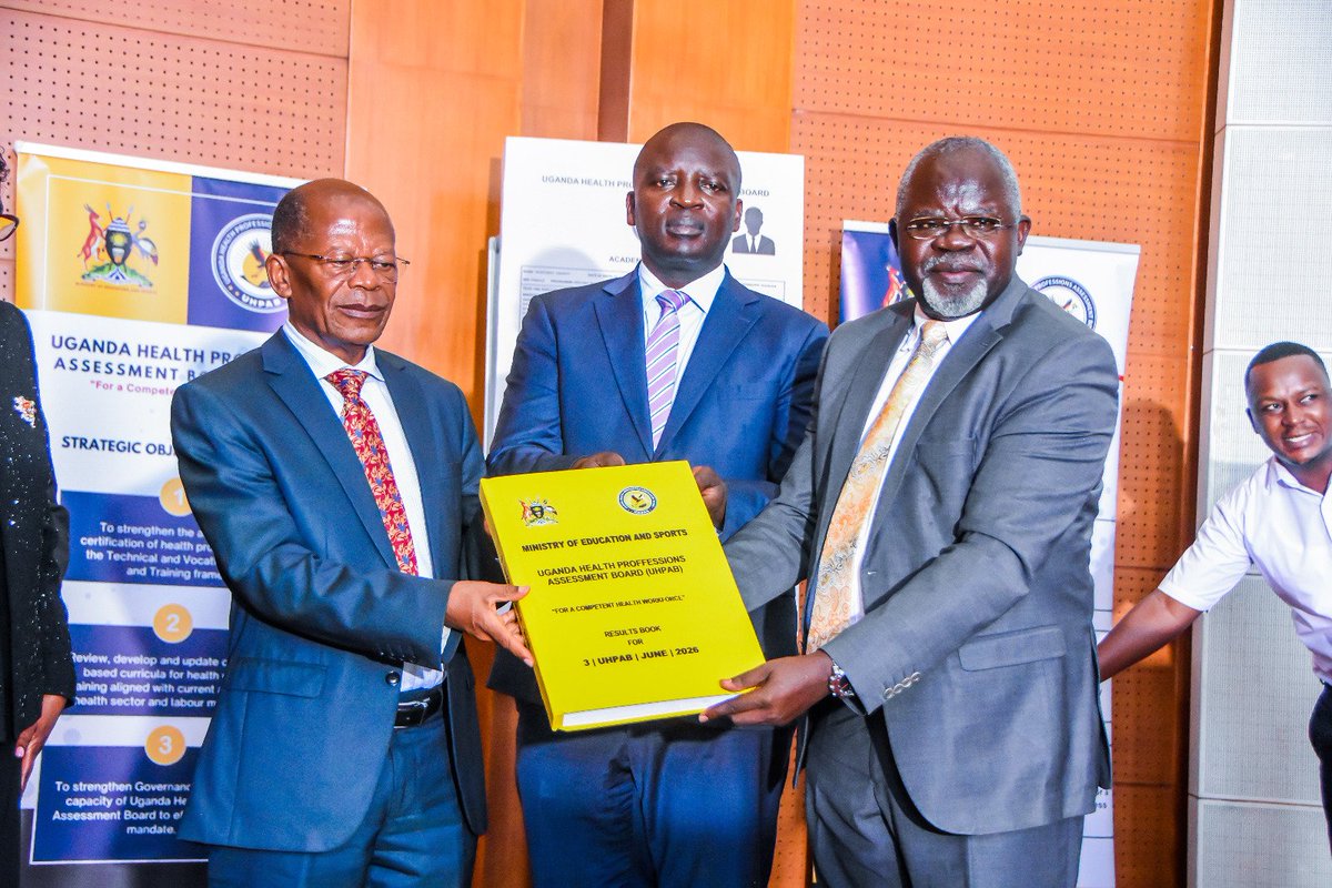 UHPABofficial's tweet photo. A total of 12,252 candidates passed 7,908 at Certificate level and 4,344 at Diploma level. The Minister congratulated the successful candidates and urged institutions to strengthen practical training, infrastructure &amp; continuous assessment to produce a competent health workforce https://t.co/ojqMQJHhsU
