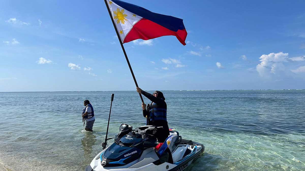 ThesavagecatMi1's tweet photo. 4.) Nimue Eversea = West Philippine Sea https://t.co/SVkJWrYMk6