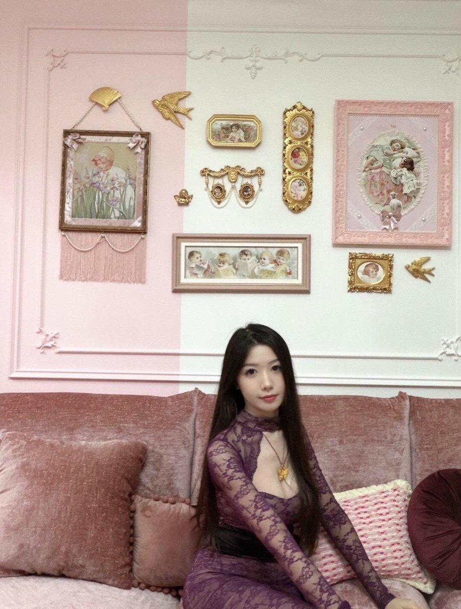 yaoling5201314's tweet photo. 你們覺得我反差嗎？ #桃園 https://t.co/l7xDWCKM1d