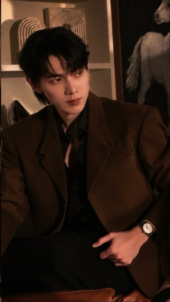 dinowtawlek's tweet photo. หล่อประหาร!!!😘🥰❤️💋🌹
#TheLonginesMasterCollection
#LonginesThailand
#ต้าห์อู๋ #DAOU #oueiija @oueiija https://t.co/cZwhHrY7KC