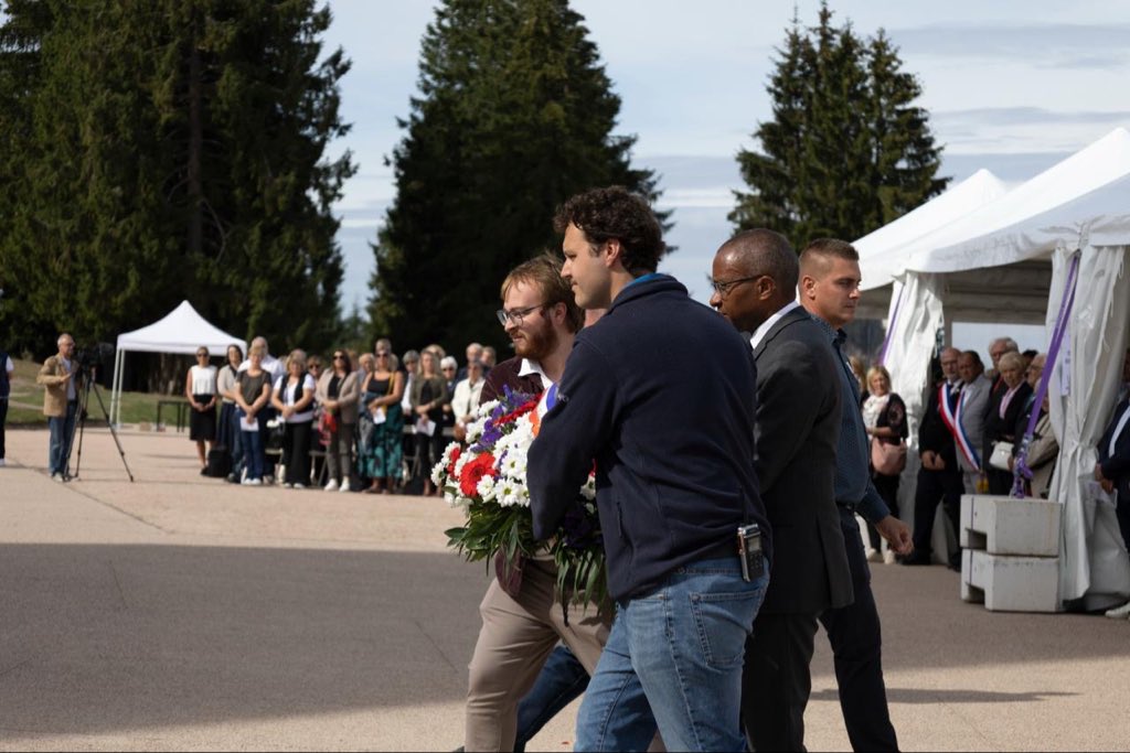 PapNdiaye's tweet photo. J’étais présent dimanche dernier à la cérémonie d’hommage aux victimes du complexe concentrationnaire de Natzweiler. 

50 000 détenus y furent internés, dont 17 000 moururent sur place.
Face aux temps sombres, se souvenir et transmettre restent plus nécessaires que jamais. https://t.co/zZ1xHezO2I