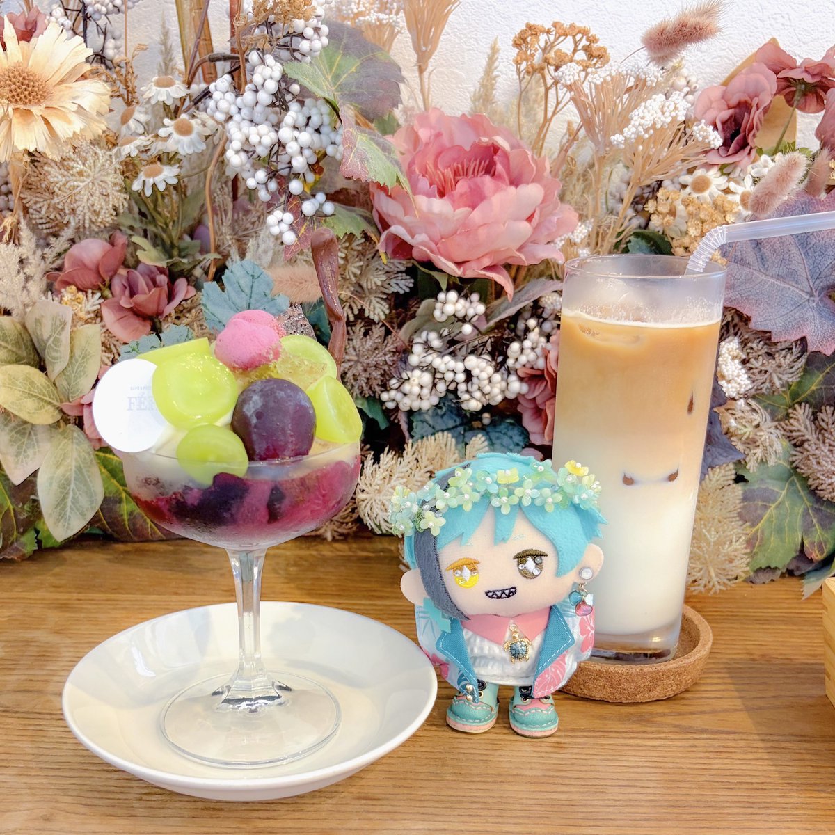 mao25205679's tweet photo. 先日大好きなカフェで食べてきた葡萄パフェがとっても可愛くて美味しかったのです🍇💕 https://t.co/8rfISzJBAm