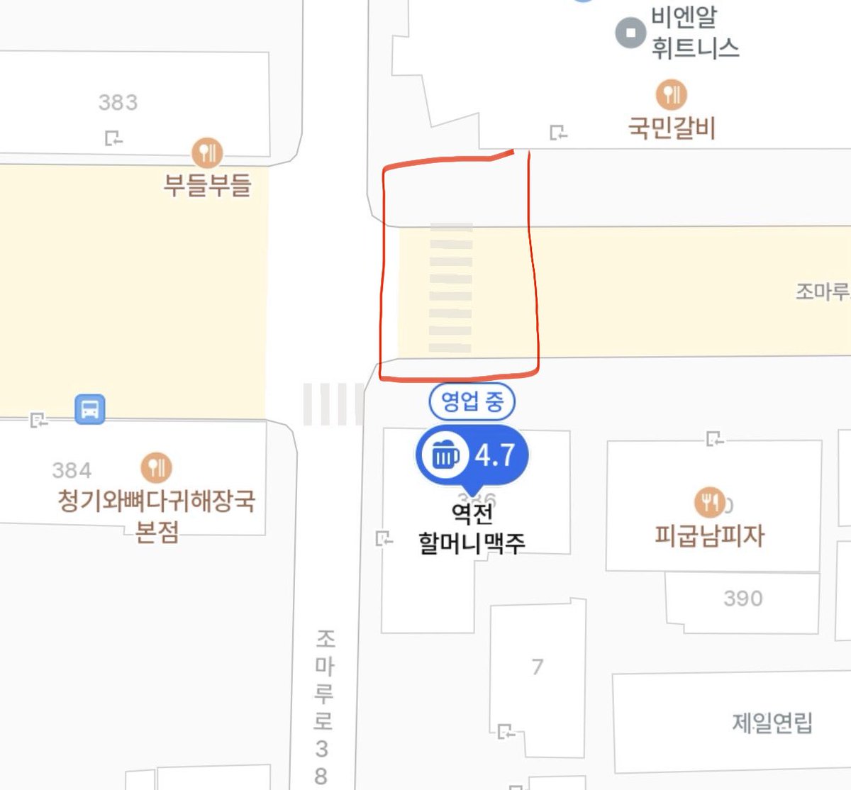 love_u223's tweet photo. 제발 저 좀 도와주세요
저희 아버지가 9월4일 낮 1시3분경에
오토바이 교통사고가 나셨는데 골반쪽으로 크게 다치셨습니다 경찰쪽에선 씨씨티비가 사고난 부분만 보이고 신호등 부분은 나무에 가려서 보이지 않아 형사처벌로 되기 애매하다고 하십니다 혹시 9월4일 낮 1시-1시5분 춘의동역전할머니맥주 앞 신호등 근처 지나가시거나 주변 주차하신 분 블랙박스에 혹시나 저희 아버지 사고 장면 있으시면 알려주세요 제발 도와주세요