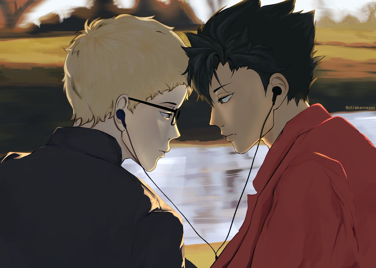 chimkenneggs's tweet photo. practice after hours. #kurotsuki #クロ月 #haikyuu https://t.co/TLZYoonVUD