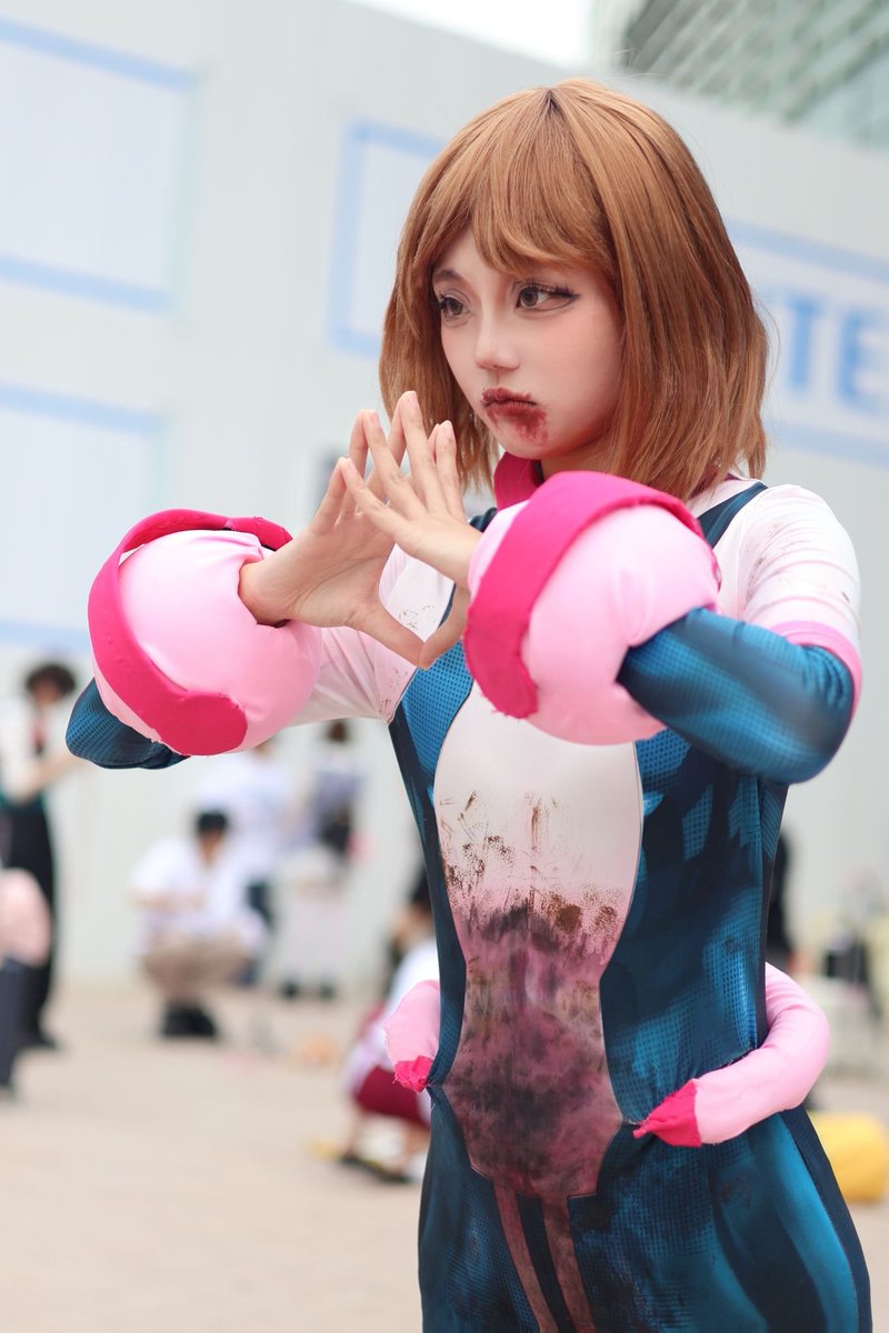 yeonhwa_pic's tweet photo. 26.09.12.
서울코믹월드

🩸 토가 히미코 / 🩷 우라라카 오챠코 @labokado 
#cosplay #MHA https://t.co/ACqFM1GTsU