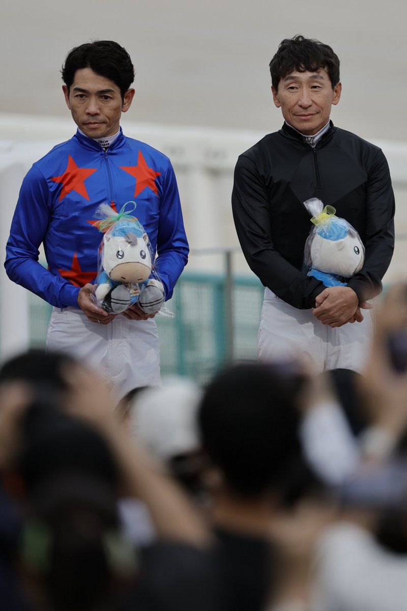 phi56326841's tweet photo. そのたん人形の持ち方の違い🥴
たまらん🥴 https://t.co/rQRvAMx8lA