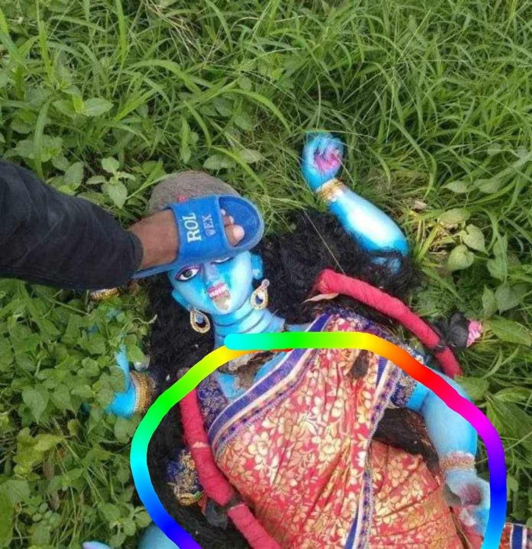 RockDXebecbs's tweet photo. @KDatascien38435 @Swatianknight perfect way to fk Durga😘😘 https://t.co/8WoCnJc6vF