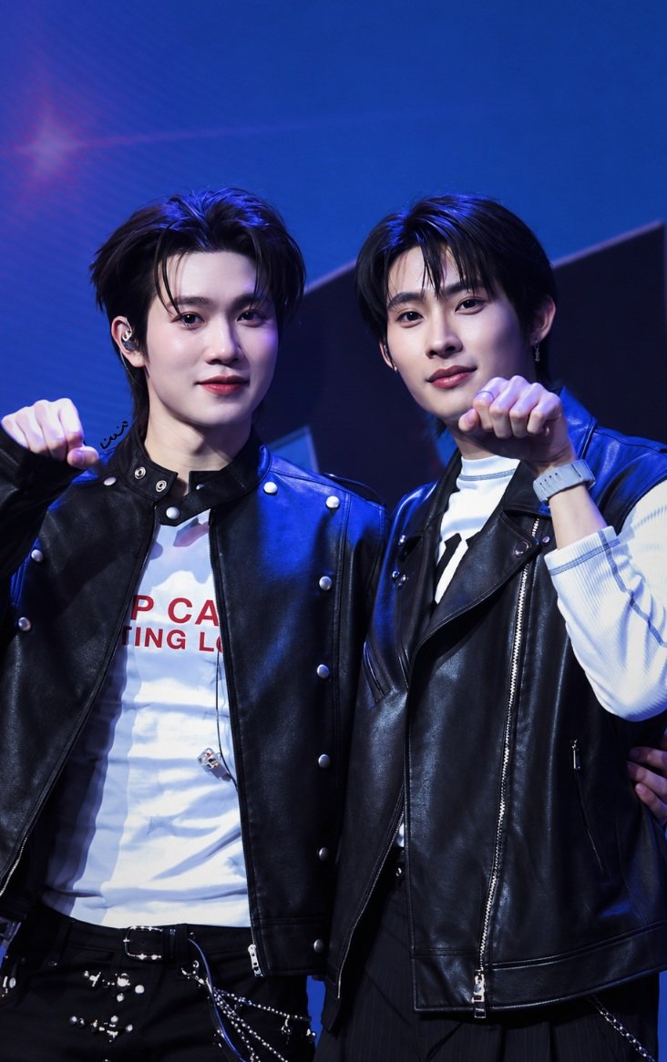 uu_j0's tweet photo. 🐯🐺
#TUTORYIMFMINKOREA 
#TutorKrp #MyPlaneTT #TutorYim 
#mynameis_yim #MyAlienz https://t.co/dSTzkmezAo