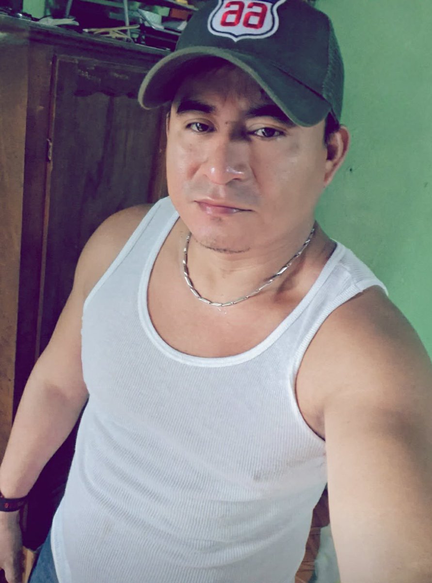 IsaacNe39574901's tweet photo. Aporte de un seguidor, hetero engañado 
Rt para seguir compartiendo mas https://t.co/Ibfj5CW8Mr