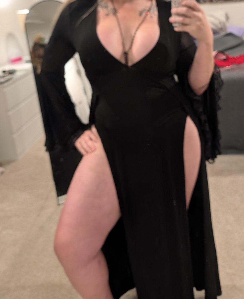TotesTrin's tweet photo. #bigtits
#transwoman
#bimbo https://t.co/E7R4JU7Pdz
