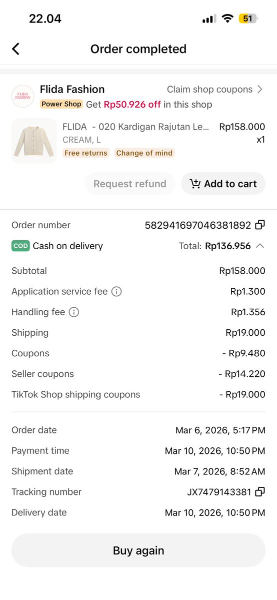 Prelovedbysonya's tweet photo. WTS preloved kardigan rajut cream 95k, blouse grey 60k. co di oren🍊, tanya tanya di @sonyanoona  atau di no wa pin.

kardigan cream hanya beberapa kali pemakaian, blouse grey hanya 1x pemakaian 

nego tipis https://t.co/mb2NeWXO3Z
