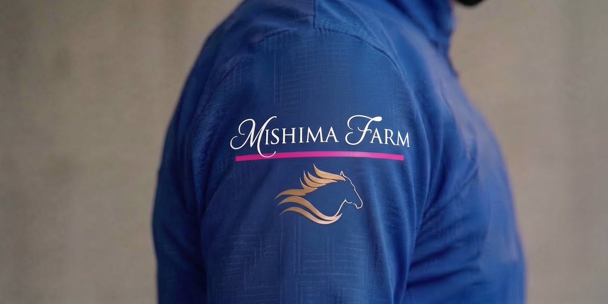 Tatsuking2203's tweet photo. メイショウタバル 凱旋門賞2026 石橋厩舎公式Riders  Jacket フランス🇫🇷遠征用version...

速乾性を重視したライダー（騎手仕様）の
石橋厩舎専用ジャケットになります。

TKDESIGNローンチ記念！第2弾！

メイショウタバルファンの皆様で、🇫🇷遠征よりこの特製ジャケットをひっそりと男女1名様にプレゼント致します。

ご希望のかたは、、、⬇️

①@Tatsuking2203  をフォローの上
②お好みのサイズ（S／M／ L／XL ／XXL）と、メッセージを書いて、、
③引用リツイート（リポスト）ください。

https://t.co/27TYLW01iC
TKDESIGN.official

メイショウタバル凱旋門賞記念として、色（カラー）は変わりますが、数量は限定での予約販売となります。　

#メイショウタバル #石橋守厩舎 #武豊騎手
#凱旋門賞2026 #競馬 #凱旋門賞 
#ローンチ記念 #TKDESIGN  #騎手