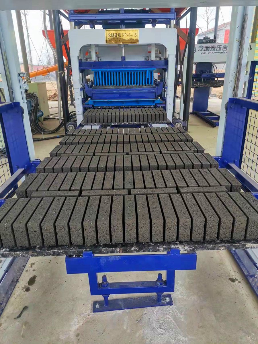 Brick_making_'s tweet photo. This brick making machine produces high‑quality solid bricks for construction.

See how our integrated manufacturing supports your growth: https://t.co/4T9DqJA1iX

#ConcreteEquipment #ManufacturingCapacity #SupplyChainReliability https://t.co/HU5wH1qTY6