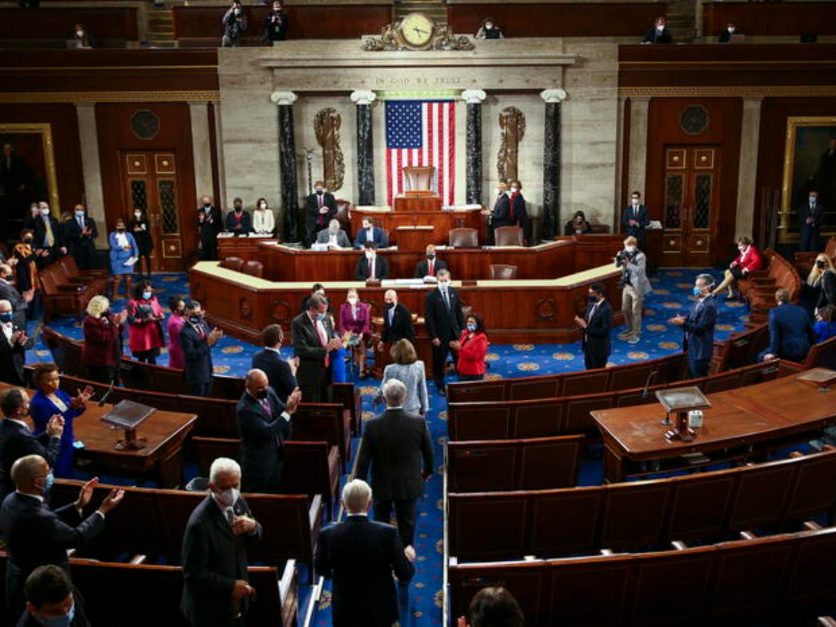 CoinbarOfficial's tweet photo. The U.S. Senate failed to advance the CLARITY Act after the procedural vote fell short of the 60 votes required.

The measure received 49 votes in favor and 50 against, so the bill does not move forward under this procedure.

#CLARITYAct #CryptoRegulation #USSenate https://t.co/iIkn66zYk1