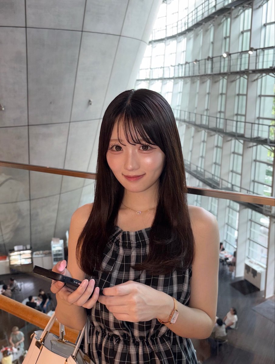 mcr2026_05kk's tweet photo. 国立新美術館のときの〜(˶ᵔᵕᵔ˶)♡ https://t.co/mBtd5RGdVW