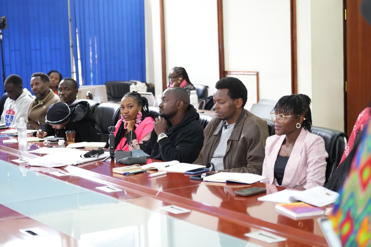 Girlpow97898761's tweet photo. The UoN AMILAB &amp; Kenya Scriptwriters Guild Screenwriting, Film Budgeting &amp; Financing Masterclass has successfully concluded. Incredible insights shared on myth adaptation, budget-aware character choices, and international co-productions. 
​#Screenwriting #FilmBudgeting #AMILAB https://t.co/aVBxhcLUol