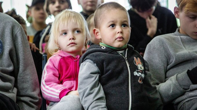jurgen_nauditt's tweet photo. Russians are abducting 20,000 Ukrainian children.

According to Ukrainian Ombudsman Dmytro Lubinets, these children are classified as deported or forcibly abducted.

Reports indicate that Russian companies, such as Gazprom, were also involved in the abduction and housing of Ukrainian children in Russia. Names, dates of birth, and identities were allegedly altered, and the children subjected to Russification.

And Europe? Despite this mass abduction of children, Europe is doing nothing—absolutely nothing.