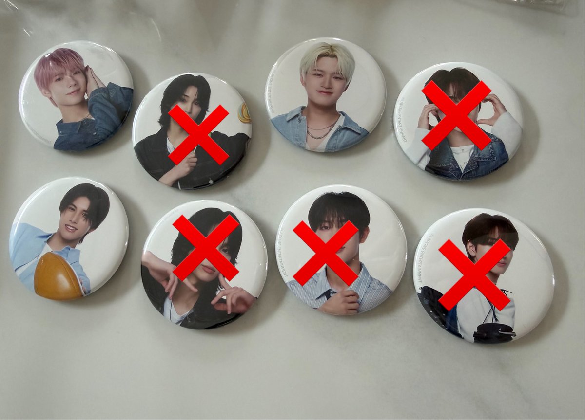 skss2tri's tweet photo. KO1KEYZ コイキーズ 1st FAN MEETING ファンミ トレカ　会場限定　缶バッチ　カプセルトイ

【譲】画像参照(シヨン,杉山,安部,加藤,後藤,柳谷,小野)

【求】照井又は買取

異種交換可能です

郵送又は関西手渡し
お気軽にお声掛けください
#KO1KEYZ交換　#KO1KEYZ譲 #KO1KEYZ https://t.co/xu8q6aDLvd