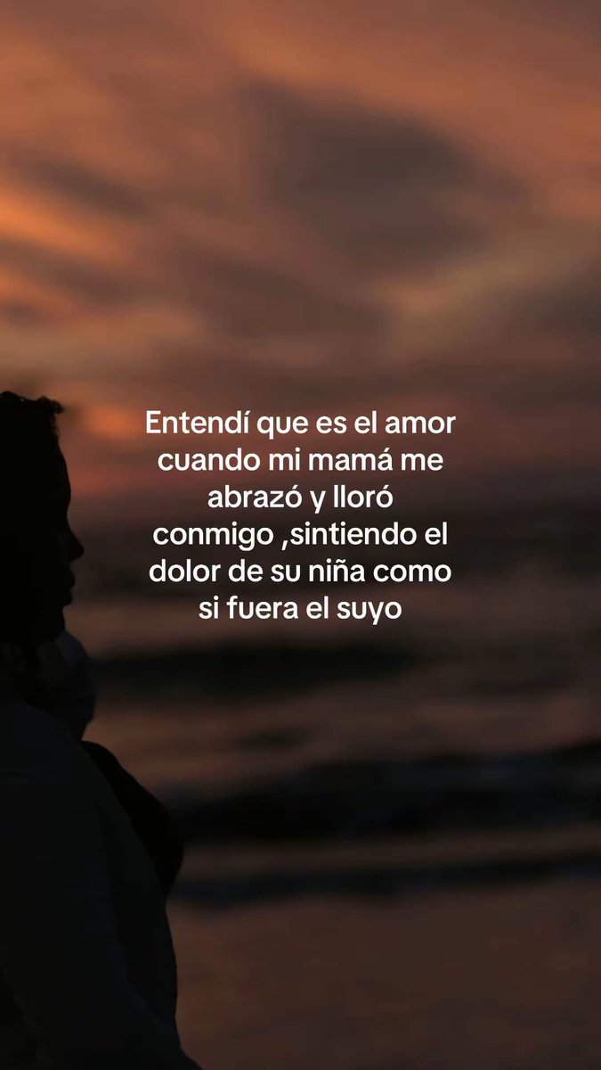 _KarlaLozano_'s tweet photo. Diciendo: no todo es igual, pero tú eres lo más grande que tengo 😭🥺 https://t.co/1FuIaRUDGO