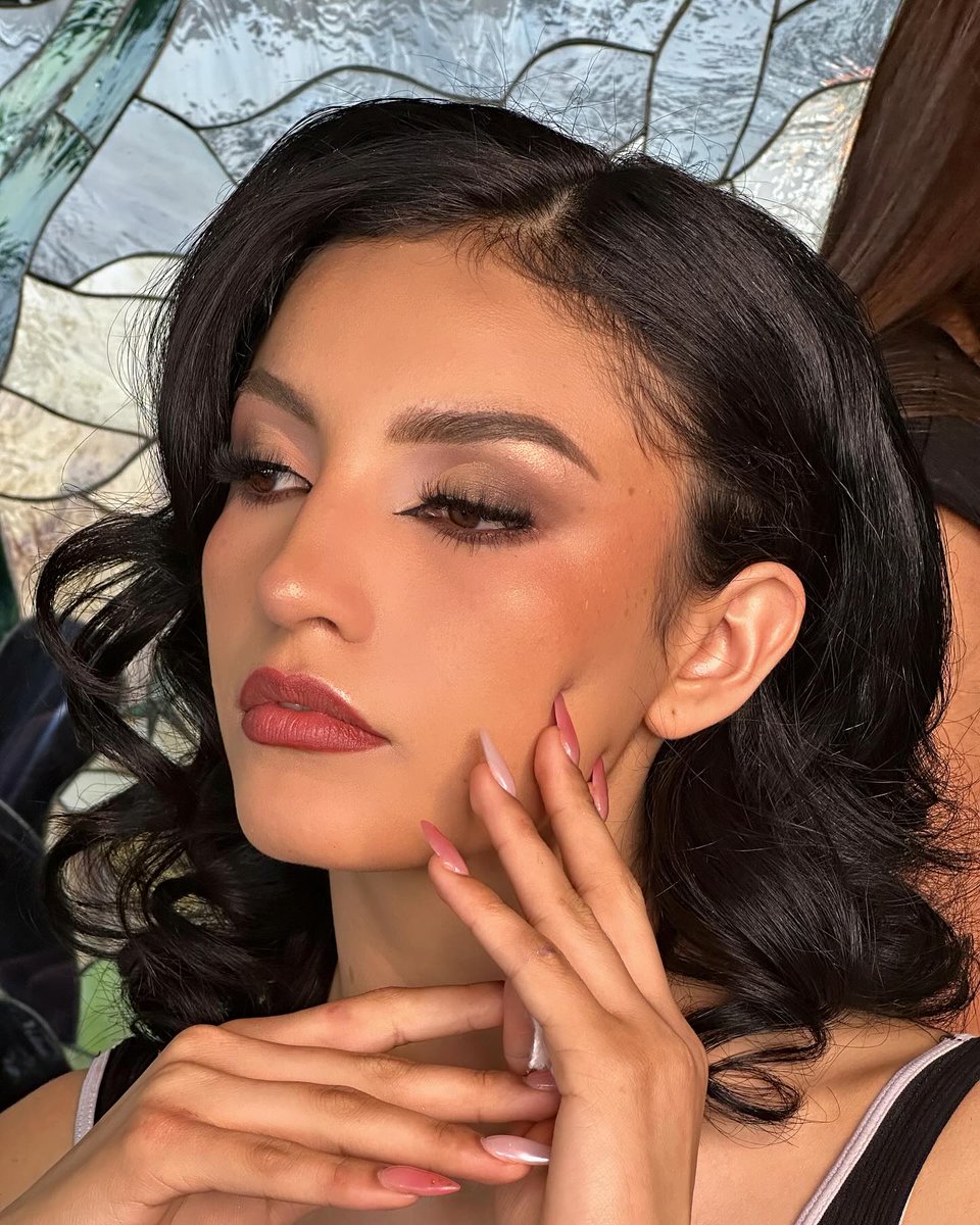 JorgeAnast2so's tweet photo. MAQUILLAJE Y PEINADO PARA CANDIDATA 💋
✨SEÑORITA MIRADOR ✨ https://t.co/PIB9FSOdKh
