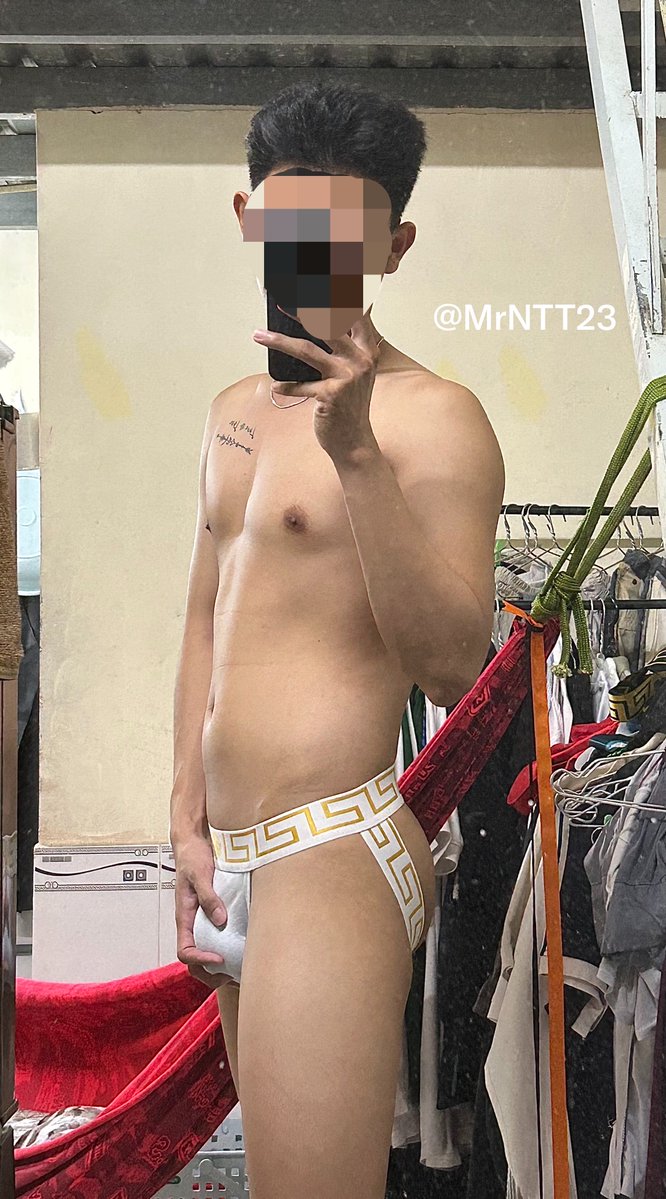 MrNTT23's tweet photo. Ưng cái hoạ tiết của cái quần này vãi 🥴
#underwear https://t.co/KJ2L3TF6Px