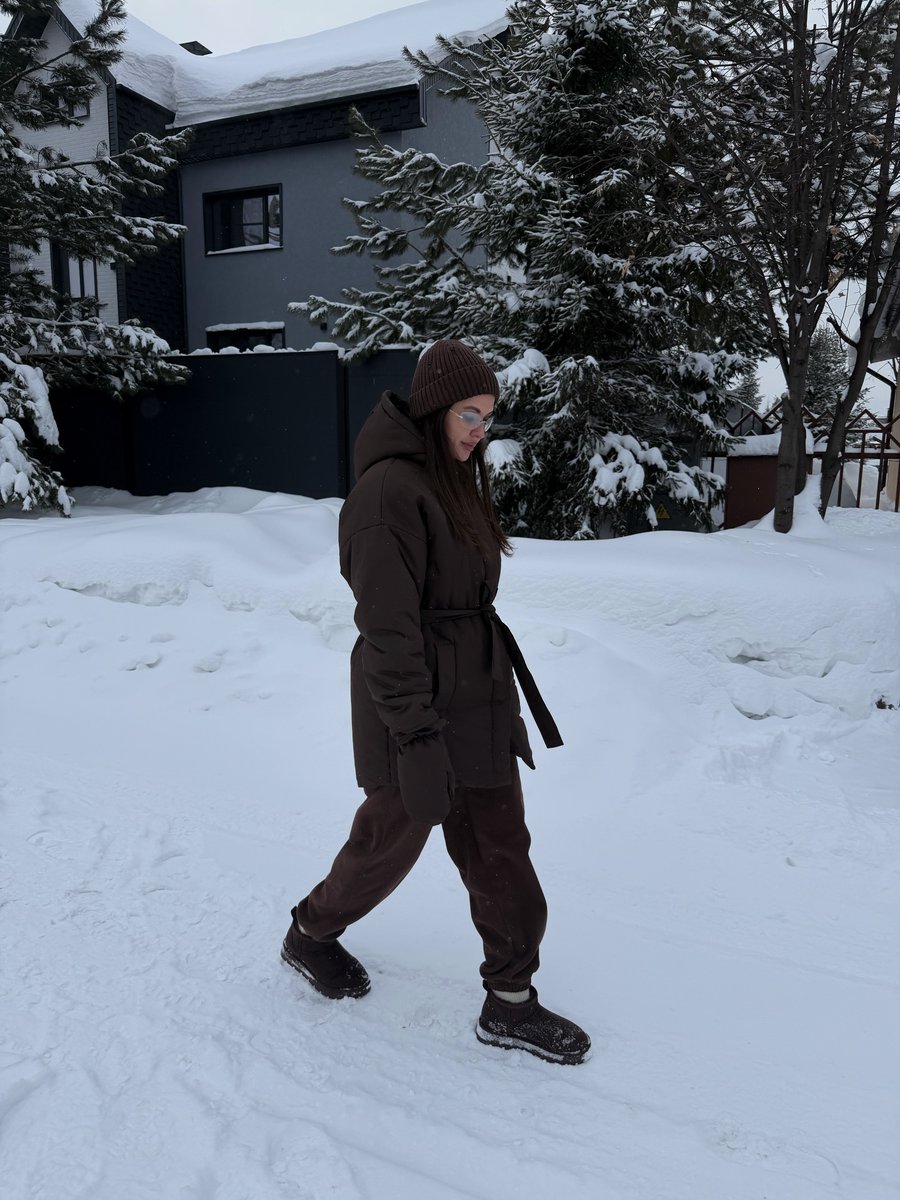 KandraBarbum47's tweet photo. Photo shared by Anastasia Sukhanova | stylist on December 18, 2025 tagging @ootdmagazine, @outfitbook_, @lookwis, @street_style_paris, @bonbon_chic, @loft. shop. ru, @stylelook. ru, and @mood_passion. https://t.co/DYAnSdzy4w